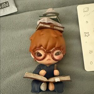 Hirono Le Petit Prince Series. Authentic Popmart